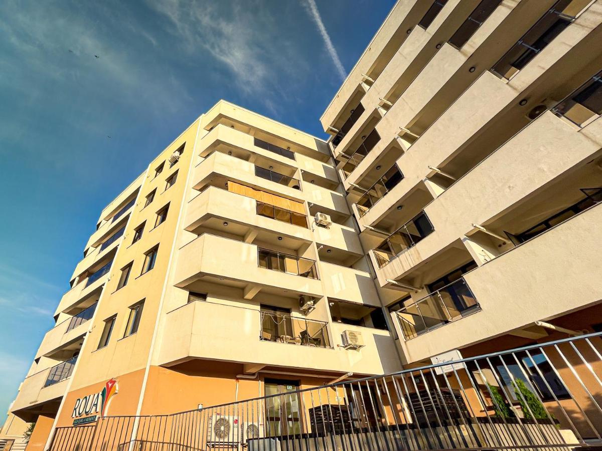 Uniquemoments Airport Apartment & Secure Parking & Airport Shuttle ยาช ภายนอก รูปภาพ