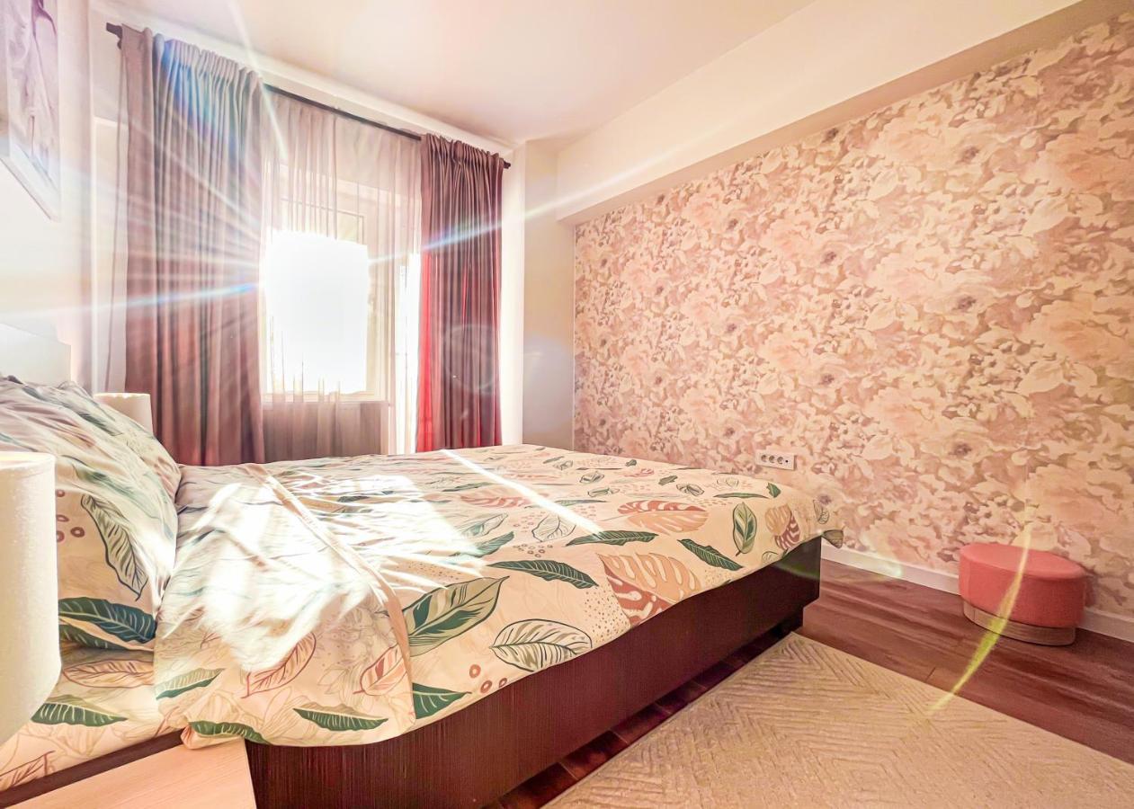 Uniquemoments Airport Apartment & Secure Parking & Airport Shuttle ยาช ภายนอก รูปภาพ